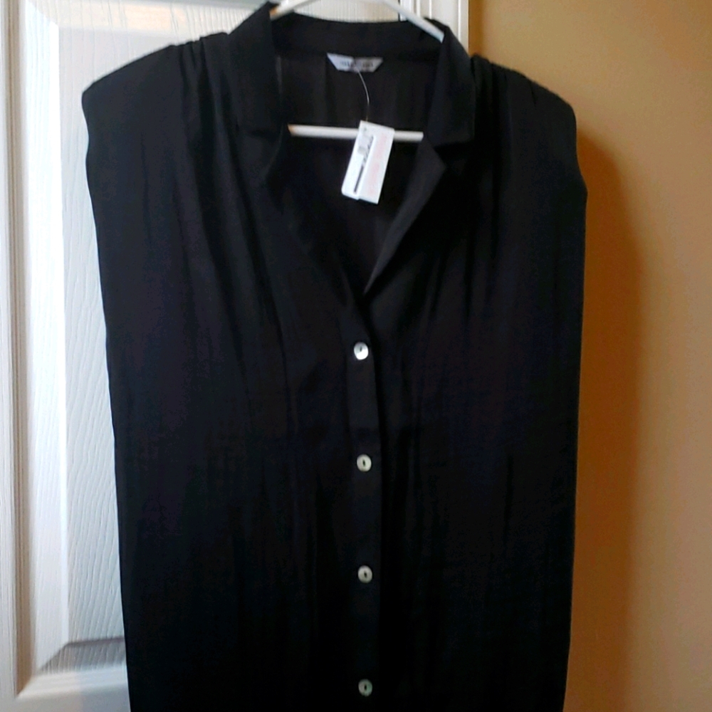Black sleeveless blouse